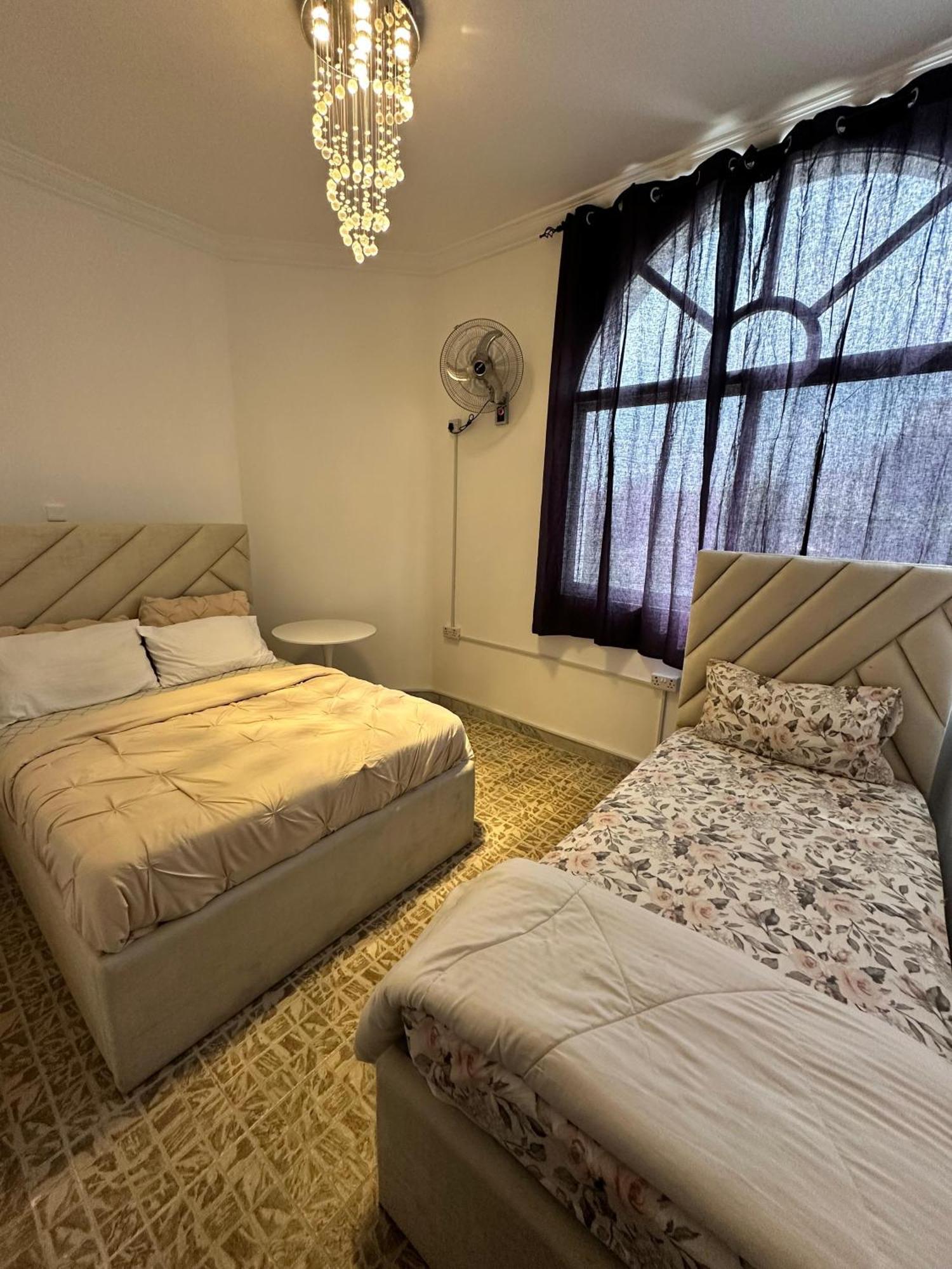 International Abu-Dhabi Hostel Villa 阿布扎比 外观 照片