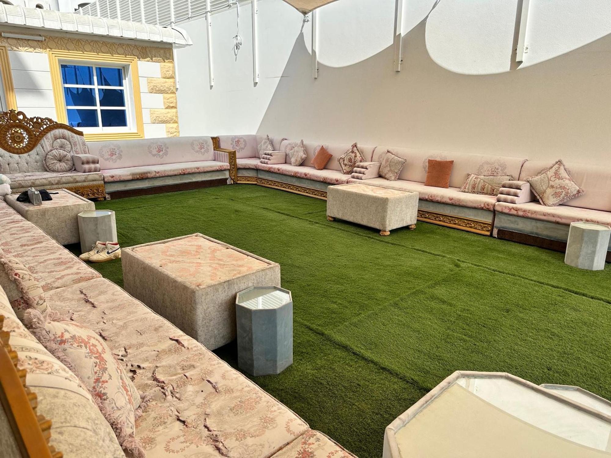 International Abu-Dhabi Hostel Villa 阿布扎比 外观 照片