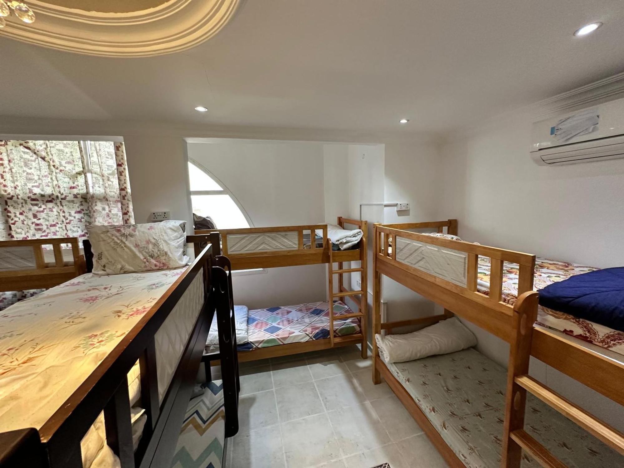 International Abu-Dhabi Hostel Villa 阿布扎比 外观 照片