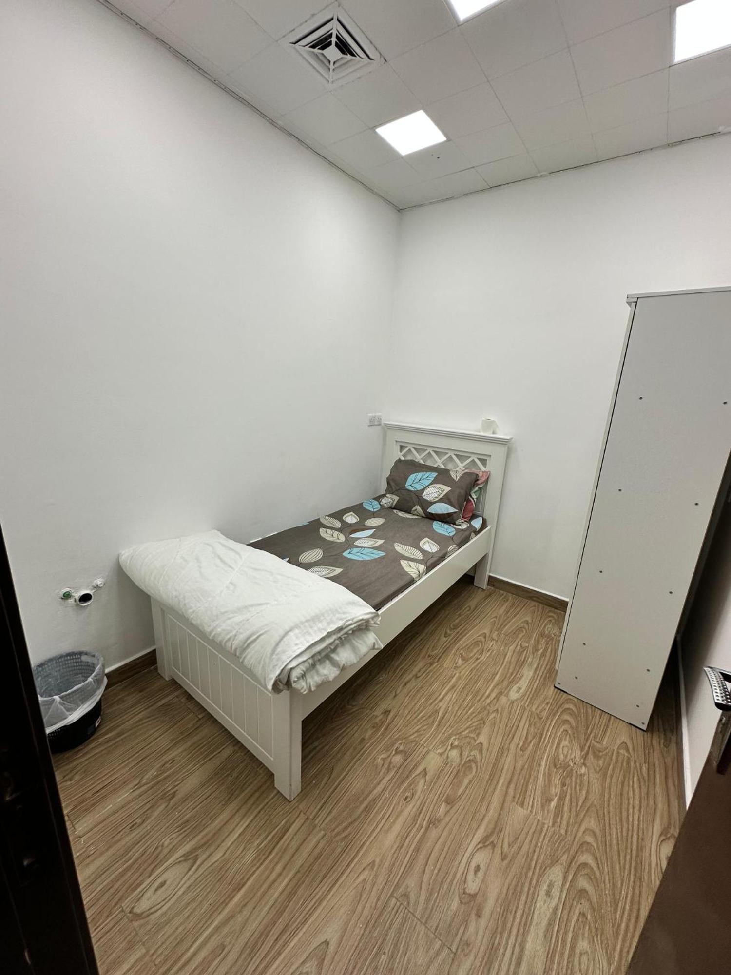 International Abu-Dhabi Hostel Villa 阿布扎比 外观 照片