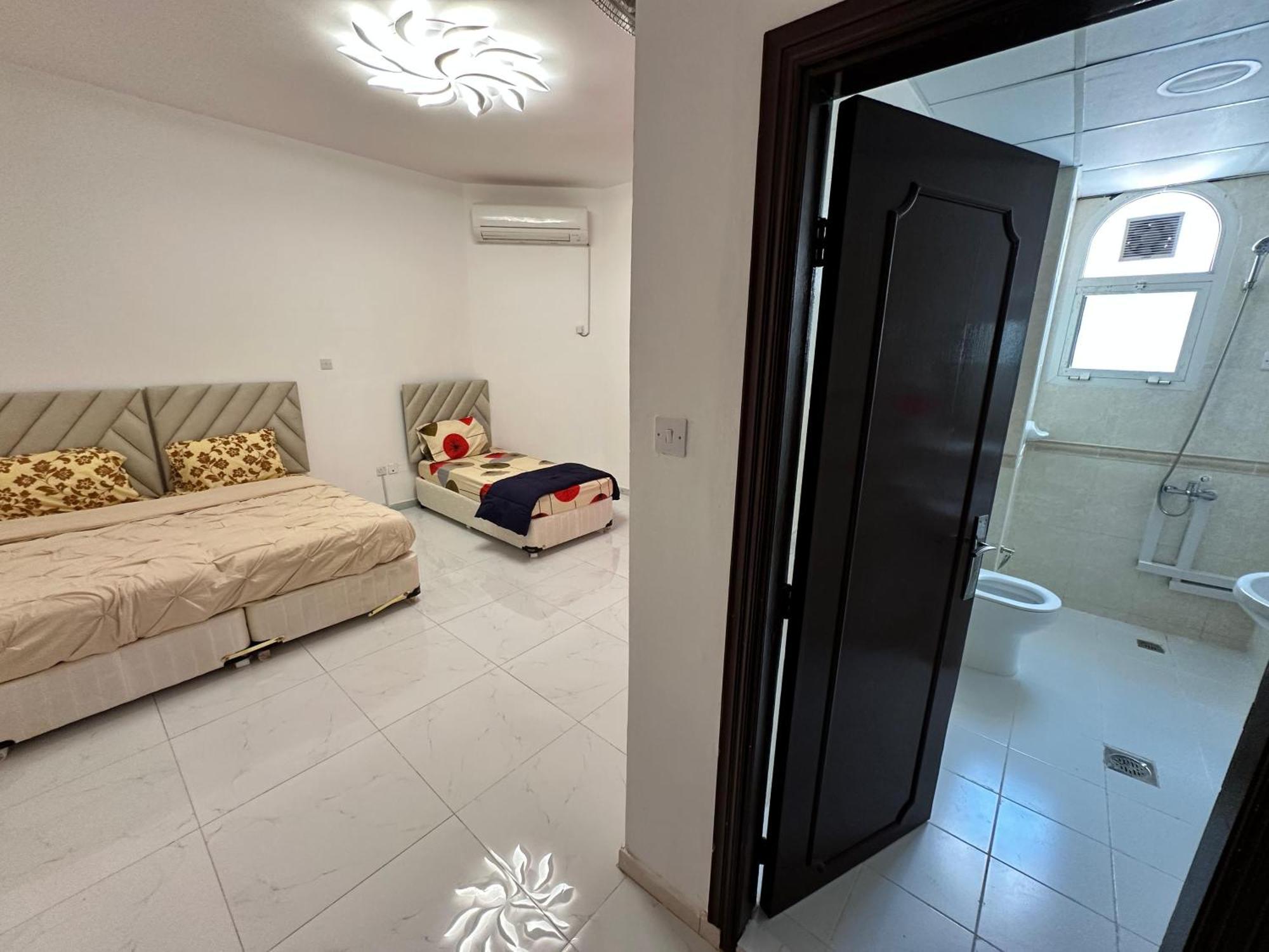 International Abu-Dhabi Hostel Villa 阿布扎比 外观 照片