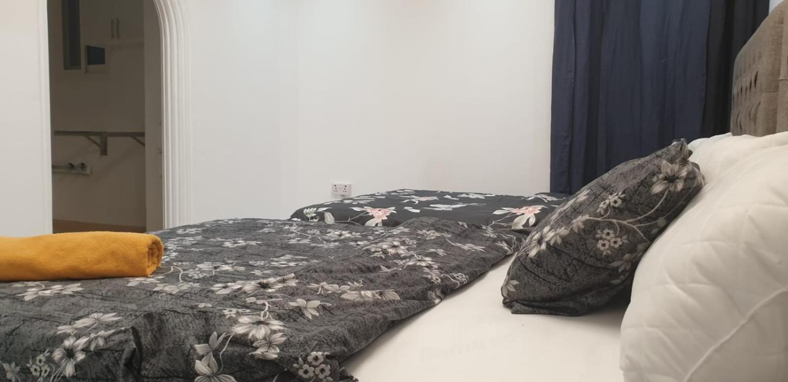 International Abu-Dhabi Hostel Villa 阿布扎比 外观 照片